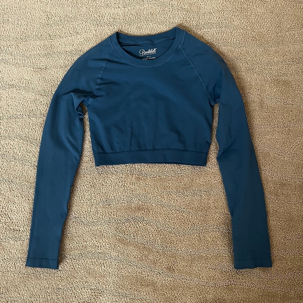 Bombshell Sportswear Long Sleeve Crop size S